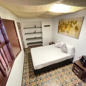 Casa One Hundred Habitación en casa particular Cartagena