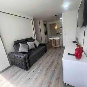 Apartamento *hermoso Y Comodo Apartamento Cerca Al Aeropuerto, Bogotá